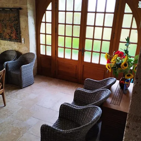 Chateau La Roberterie Entier Proche Saint Emilion