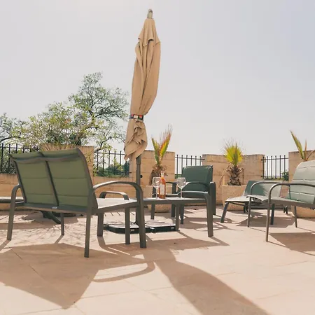 Chateau La Roberterie Entier Proche Saint Emilion *