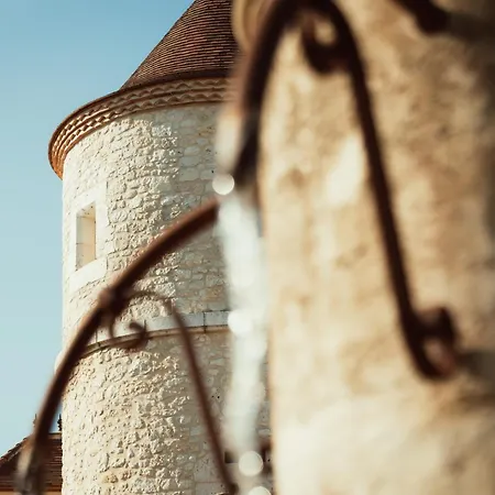 Château La Roberterie Entier Proche Saint Emilion *