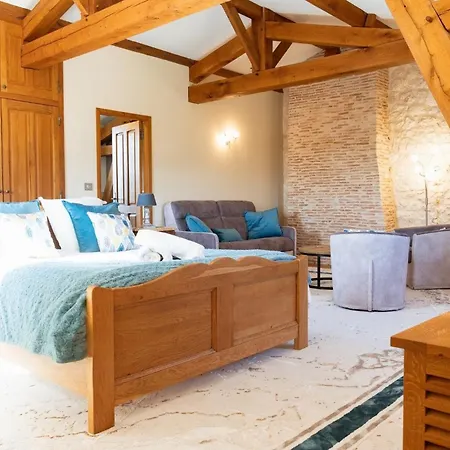 Chateau La Roberterie Entier Proche Saint Emilion