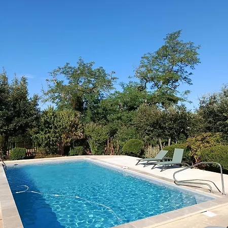 Chateau La Roberterie Entier Proche Saint Emilion * Juillac (Gironde)