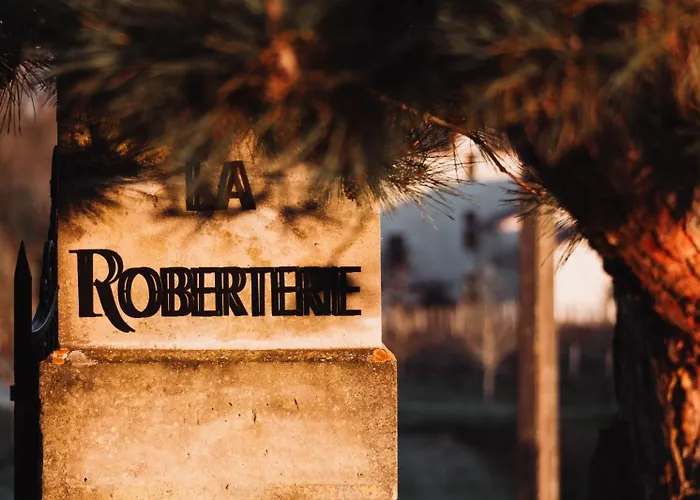 빌라 Chateau La Roberterie Entier Proche Saint Emilion *