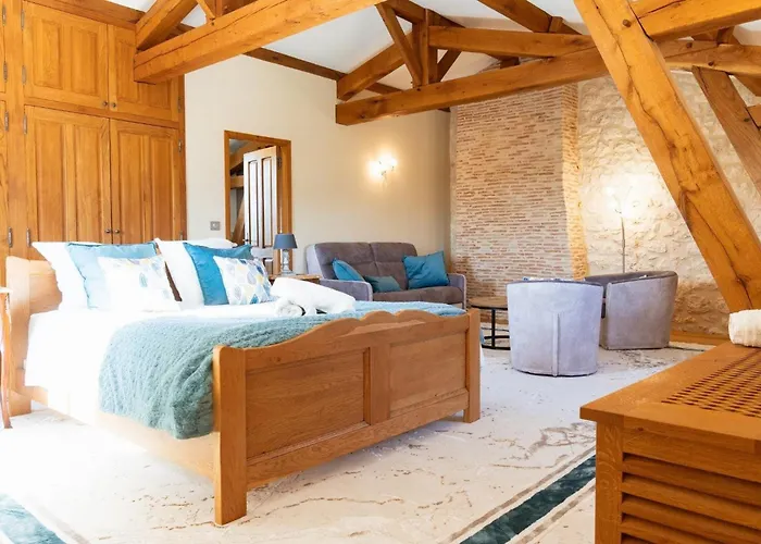 Chateau La Roberterie Entier Proche Saint Emilion